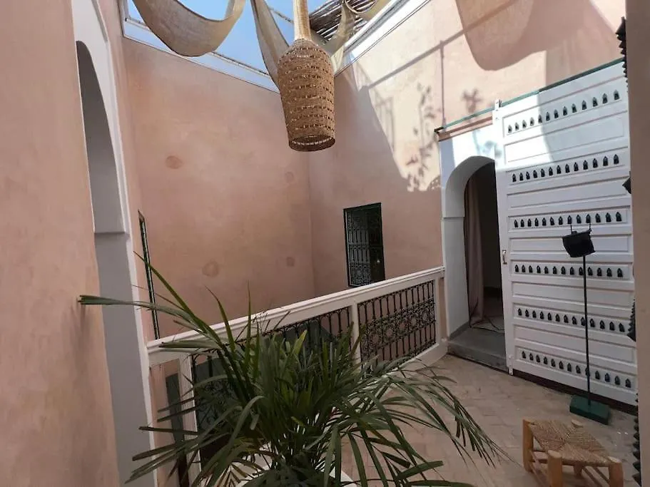 فيلة Magnifique Riad Prive 3 Chambres, Terrasse Sur Le Toit A Marrakech Au Coeur De La Medina مراكش