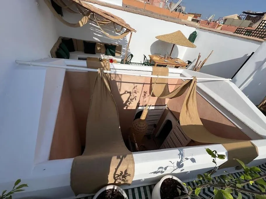 فيلة Magnifique Riad Prive 3 Chambres, Terrasse Sur Le Toit A Marrakech Au Coeur De La Medina مراكش