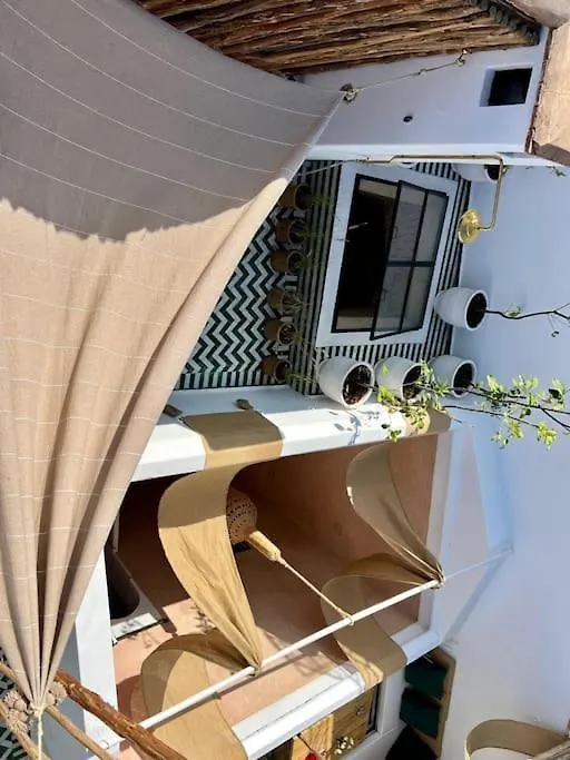 Magnifique Riad Prive 3 Chambres, Terrasse Sur Le Toit A Marrakech Au Coeur De La Medina Marrakesch 0*,  Marokko